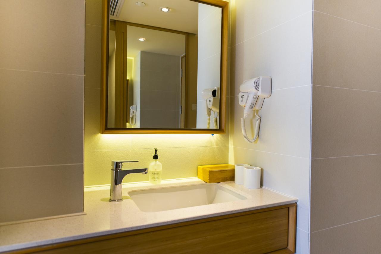 Ji Hotel Shanghai Lujiazui South Pudong Road Exterior photo